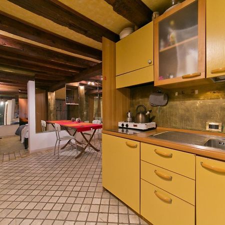 Apartment Budget San Marco Venesia Bagian luar foto